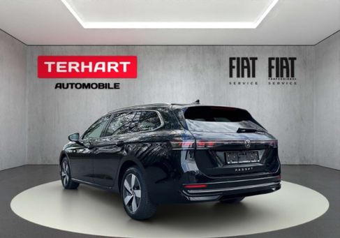Volkswagen Passat Variant, 2025