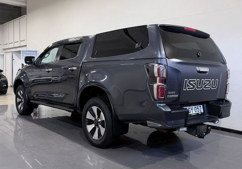 Isuzu, 2020 3
