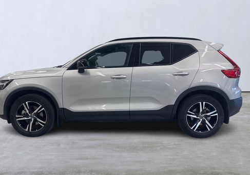 Volvo XC40, 2025 2