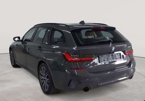 BMW 330, 2021
