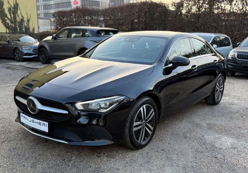 Mercedes-Benz CLA 200, 2022