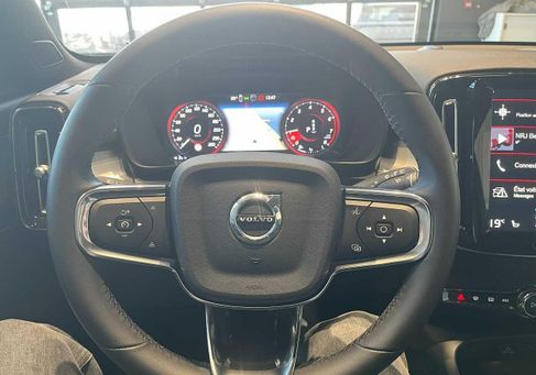 Volvo XC40, 2023 2