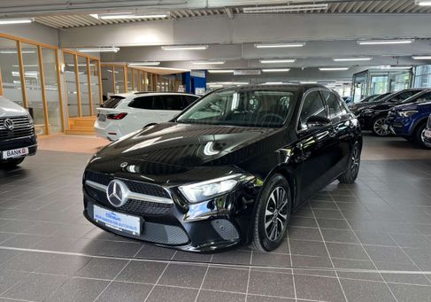 Mercedes-Benz A 180, 2023