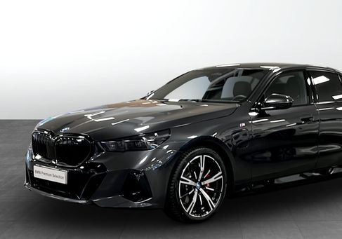 BMW 550, 2025