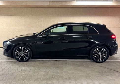 Mercedes-Benz A 180, 2025