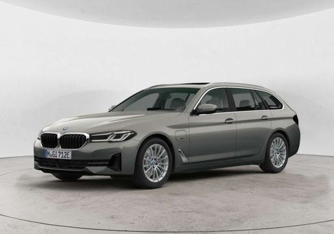 BMW 530, 2022