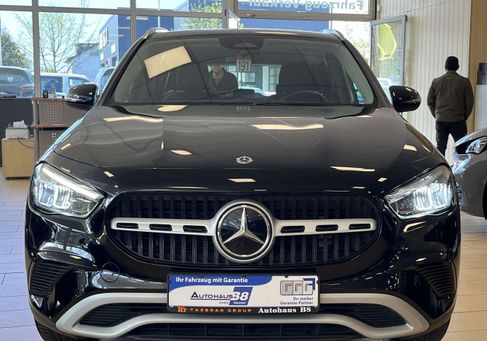 Mercedes-Benz GLA 180, 2024
