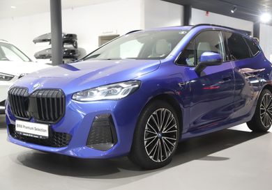 BMW 230, 2023