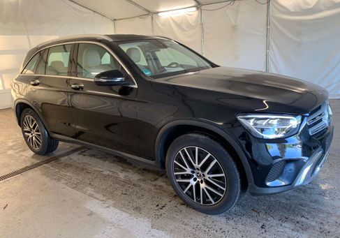 Mercedes-Benz GLC 300, 2021