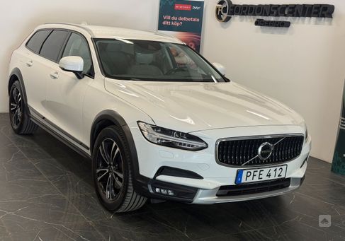 Volvo V90 Cross Country, 2017