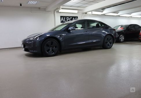 Tesla Model 3, 2021