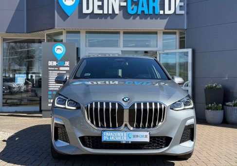 BMW 220, 2023 3