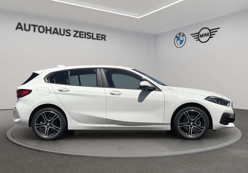BMW 118, 2023