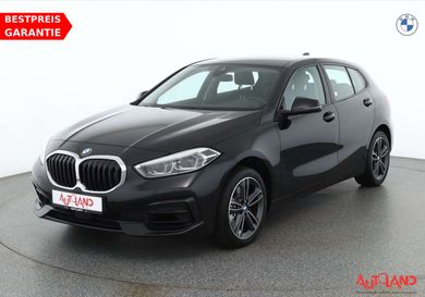 BMW 120, 2023