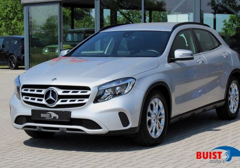 Mercedes-Benz GLA 180, 2018