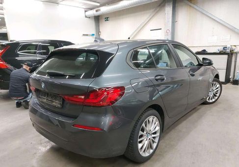 BMW 1 Serija, 2021