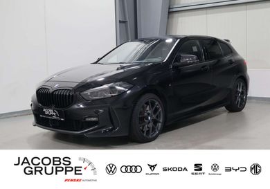BMW 120, 2021