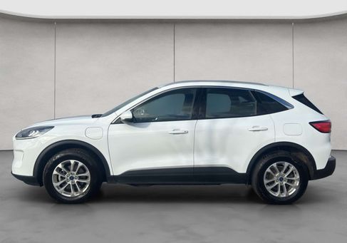 Ford Kuga, 2022