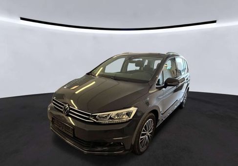 Volkswagen Touran, 2023 2