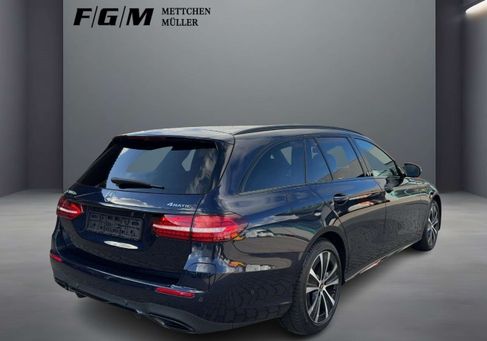 Mercedes-Benz E 300, 2021 3