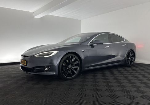 Tesla Model S, 2018