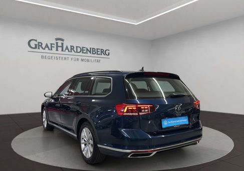 Volkswagen Passat Variant, 2021 3