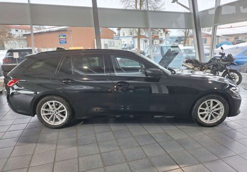 BMW 320, 2022