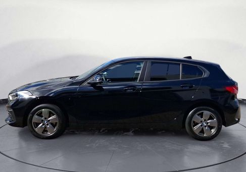 BMW 118, 2023 3