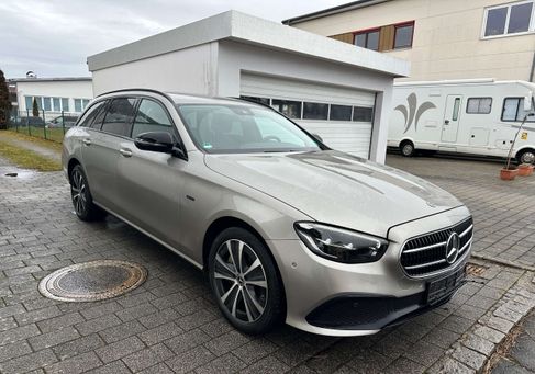 Mercedes-Benz E 300, 2021