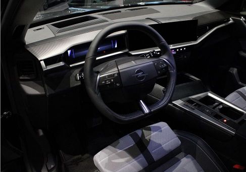 Opel Grandland X, 2024 3