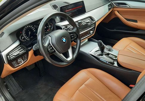 BMW 518, 2019