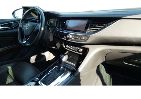 Opel Insignia, 2019 3