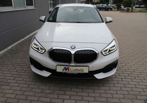 BMW 118, 2023