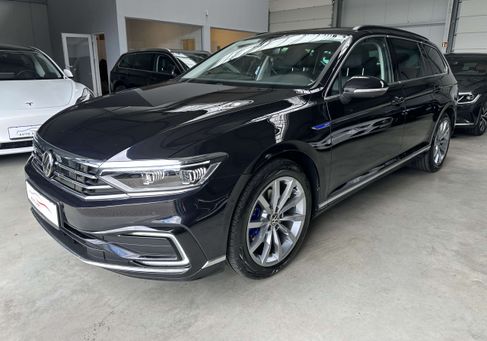 Volkswagen Passat, 2022