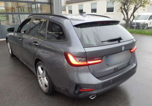 BMW 320, 2022
