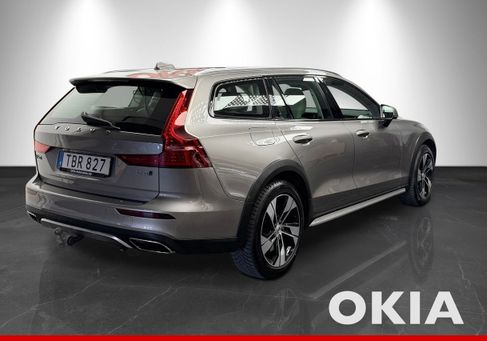 Volvo V60 Cross Country, 2019