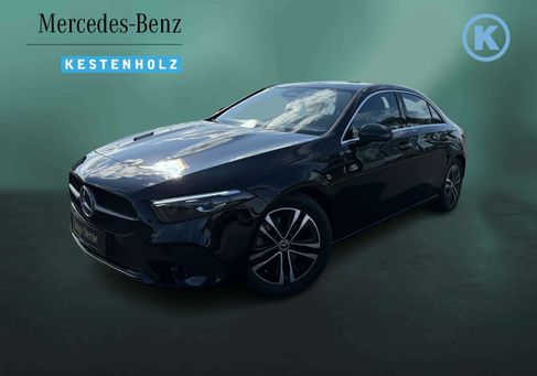 Mercedes-Benz A 200, 2024