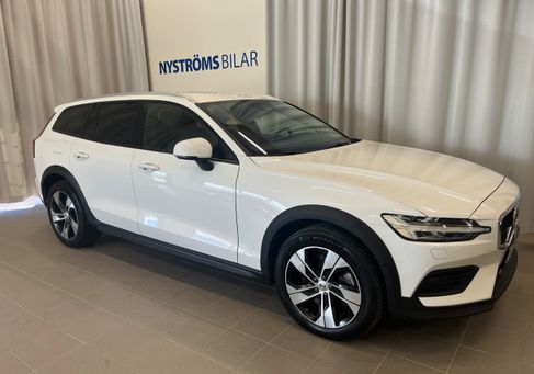 Volvo V60 Cross Country, 2022