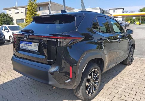 Toyota Yaris Cross, 2024 3