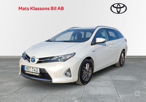 Toyota Auris Touring Sports, 2015