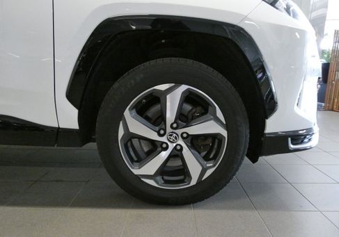 Toyota RAV 4, 2022 3