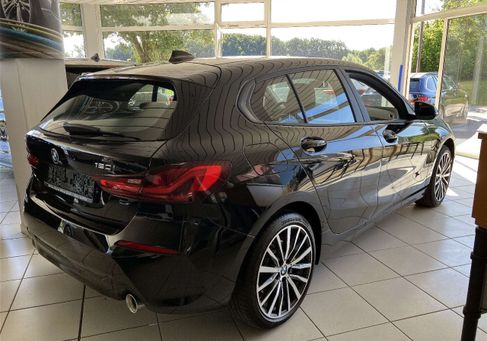 BMW 120, 2023