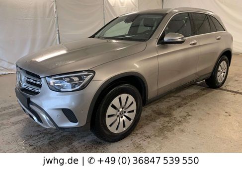 Mercedes-Benz GLC 200, 2022