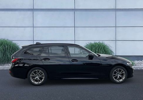 BMW 318, 2022 2