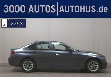 BMW 318, 2022