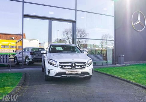 Mercedes-Benz GLA 180, 2019