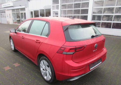 Volkswagen Golf, 2022