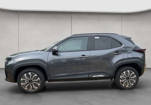 Toyota Yaris Cross, 2025