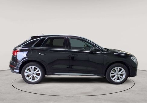 Audi Q3, 2022