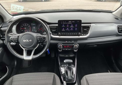 Kia Stonic, 2022 3